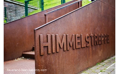 Die Himmelstreppe am Hennedamm