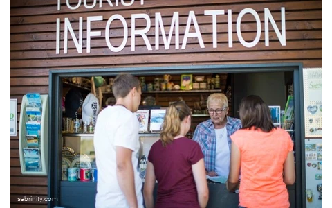 Tourist Information auf der Staumauer