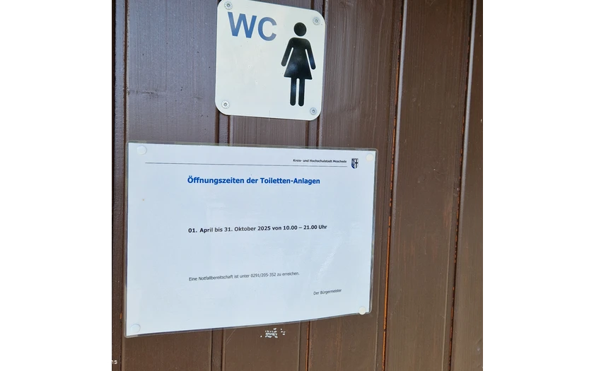 WC Berghauser Bucht Piratenbucht Meating (Anja Weims) (2).jpg