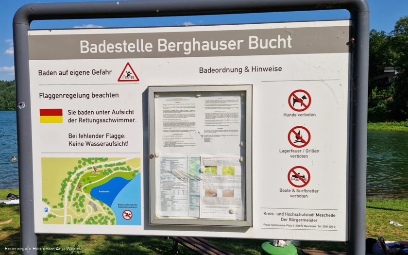 schild badestelle berghauser bucht 20230611_171113 (anja weims).jpg