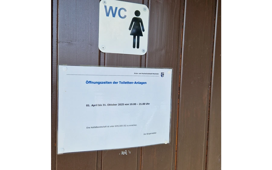 WC Berghauser Bucht Piratenbucht Meating (Anja Weims) (2).jpg