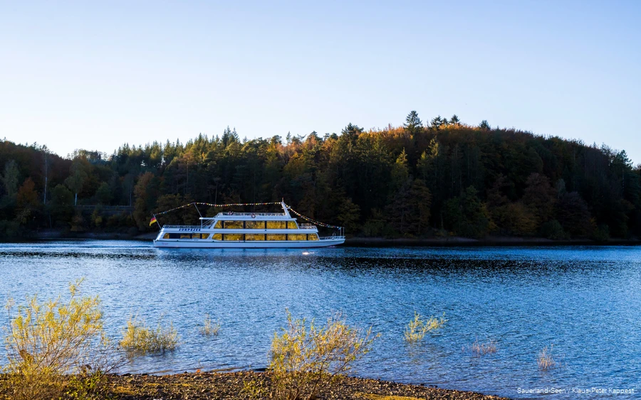 MS Sorpesee im Herbst.jpg