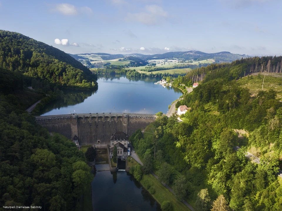 Diemelsee Staumauer von oben