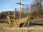 Spielschiff am Airlebnisweg